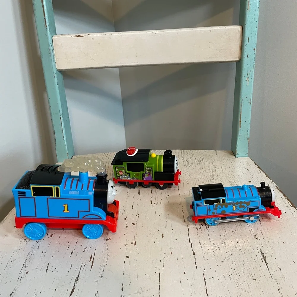 Mattel Thomas & Friends Motorized Train Engine Lot Thomas and Whiff 3pc Set